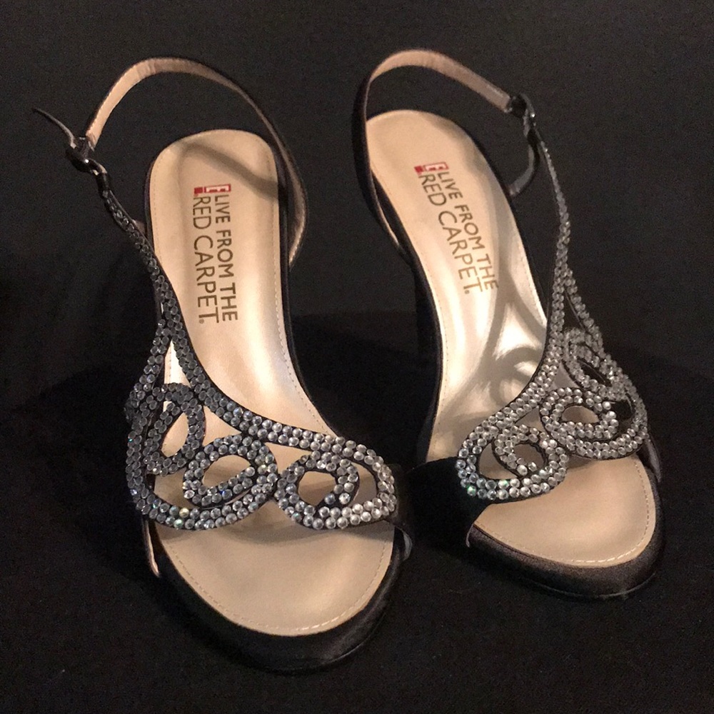E LIVE FROM THE RED CARPET HEELS